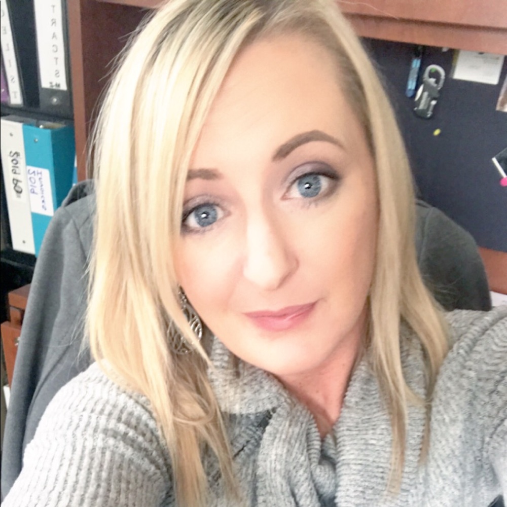 Meet your Posher, Natasha